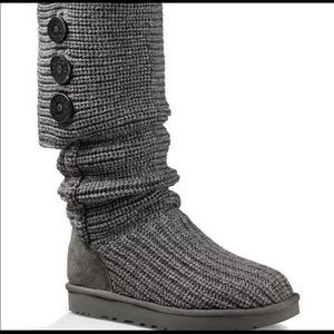 UGG sweater boots, gently used - looks brand new! Size 8